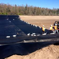 Comanco Begins The Installation Of Hdpe Liner At A Central Florida Water Treatment Plant Comanco