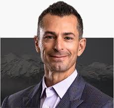 Dana Devito's Instagram, Twitter & Facebook