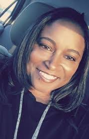 Mia Grady's Instagram, Twitter & Facebook