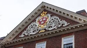 Harvard To Introduce Free Tuition For Families Earning Under $200K