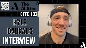 Undefeated prospect Hunter Smith talks lightweight title fight against Elliot  Hebert at AKA 37