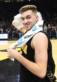 Jordan bohannon (born june 19, 1997) is an american college basketball player for the iowa hawkeyes of the big ten conference. Qtkrpj0b2ar8im