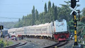 Stasiun kutoarjo merupakan stasiun kelas besar tipe b yang terletak di kelurahan kutoarjo, kecamatan kutoarjo, kabupaten purworejo, provinsi mushola stasiun kutoarjo tidak ada tempat lain selain mushola stasiun kutoarjo yang letaknya di dalam stasiun yang sepi ini, paling tepat. Siapa Minat Anak Usaha Kai Buka Lowongan Kerja Terbaru Bisnis Liputan6 Com