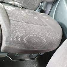 Telah beberapa kali aku bersama sisca pacarku naik ke lantai 3, dilantai ini ada rak khusus yang digunakan pembantu kostan untuk mengumpulkan pakaian kotor yang akan dicuci,beruntungnya rak tersebut dinamai sesuai dengan. Bila Air Hujan Masuk Dalam Kereta Aduh Ben Ashaari