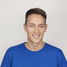 Tasmanian actor Nathan McCarron now drawing for Universal Music Group