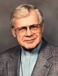 Robert Beckstrand's Instagram, Twitter & Facebook