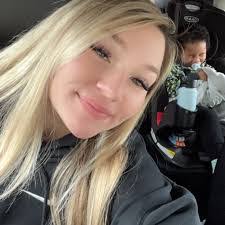 Kisha Glover's Instagram, Twitter & Facebook