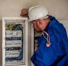Expert recommended top 3 electricians in toronto, on. Commercial Electrician Toronto Scarborough Markham Etobicoke