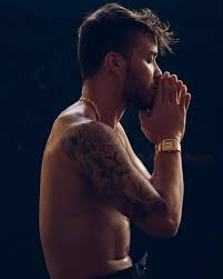 30,870,129 likes · 48,869 talking about this. Prince Royce Vogue 2 Prince Royce Celebrities Price Royce
