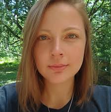 Who can help me complete elite dungeons in RS3?