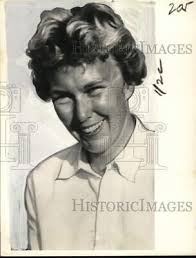 Press Photo Golfer Mickey Wright smiling