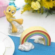 Tweety Bird Salt And Pepper Shakers Over The Wainbow With Tweety Salt Pepper Set Salt And Pepper Set Stuffed Peppers Salt Pepper Shakers