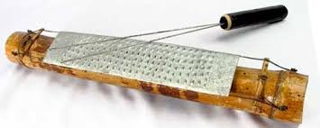 Alat musik ini mempunyai jenis bunyi aerofon. Alat Musik Ntb 7 Alat Musik Tradisional Legendaris Guratgarut Com