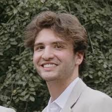 Tyler Hurst's Instagram, Twitter & Facebook