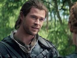 'The Huntsman: Winter's War' Takes Snow White Out Of Her Own Story & It's  Part Of A Problematic Trend