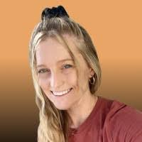 Kylie Madsen's Instagram, Twitter & Facebook