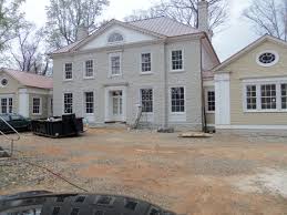 An Atlanta Home Designed By D Stanley Dixon Architect Atlanta Georgia It Boasts A Copper Roof And Tennessee Limestone Vneshnij Vid Doma Dom