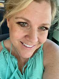 We live our life's thru our experiences and love to have our eyes opened to  new things !! I love the posts that turn me