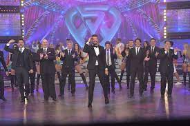 Bailando 2021 is the fifteenth season of bailando por un sueño which premiered on may 17, 2021, on the el trece network following the permanent cancellation of the planned 2020 season. Showmatch 2021 Denuncian Penalmente A Marcelo Tinelli Por No Respetar Los Protocolos