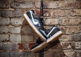 High tides and low tides, surf reports, sun and moon rising and setting times, lunar phase, fish activity and weather conditions in brisbane. Nike Dunk Low Sb Fast Times Available Now Weartesters