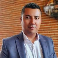 100+ perfiles de «César Padilla»