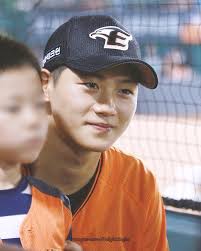Jun 28, 2021 · (서울=뉴스1) 장아름 기자 = 트로트가수 김희재가 광주에서 진행된 '미스터트롯' 전국투어콘서트를 마친 소감을 전했다. ì˜¤ìƒìš± Traola Twitterren