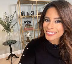 Dianna Coleman's Instagram, Twitter & Facebook