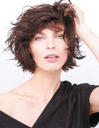 Coupe milong pour cheveux fins long idées coupe de cheveux mi long idées de mode pour tous les jours. 21 Coupe Cheveux Mi Long Degrade Effile Avec Frange Cheveux Epais Nos Idees Coupe De Cheveux Pour Rajeunir Hair Madame Decouvrez Et Partagez Les Tendances Coiffures De La Saison