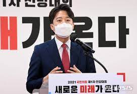 9일 여론조사업체 한길리서치가 쿠키뉴스 의뢰로 지난 5~7일 성인 1001명을 대상으로 조사한 결과. C86wq5zsvjfwum
