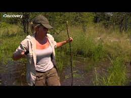 Entertaining and informative this husband and wife team give us the feeling we could survive an accident or other misadventure if we have some basic survival skills to call upon in a crisis. Man Woman Wild Ep 5 Croc Tail Youtube
