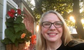 Meet Colleen Anderson of Good Harbor Graphics in Cape Ann