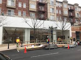 Apple store #r129 arlington va. Arlington Now On Twitter It Appears That The Clarendon Apple Store Is Getting A New Sign Https T Co 8yv2qsauma Photo Courtesy Bruce T