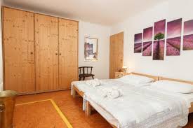 Split inn apartments are located in central city area called veli varos, only few steps away from diocletian s palace and waterfront riva.all apartments are new renovated an fit to modern standards in rental business.our friendly staff in split inn business center is always on disposition for any way of help or service you need.enjoy your home away from home with split inn apartments Split Inn Apartments Croatia 1000 Reviews Price From 46 Planet Of Hotels
