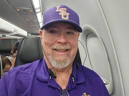 Early morning serenity in Clemson, South Carolina. Folks waking up to a  crystal blue sky, sunshine and temperatures in the high 60's. Beautiful  little college town. @LSUfootball @ClemsonFB #LSU