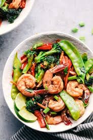 I also purposely keep it with use asparagus and no additional vegetables. Easy 15 Minute Garlic Shrimp Stir Fry Recipe The Recipe Critic