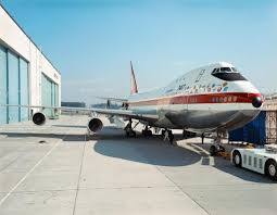 Boeing 747 100 Rollout Boeing Passenger Aircraft Boeing 747