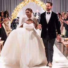 Welcomed their baby girl, alexis olympia ohanian, jr. Serena Williams And Alexis Ohanian S Cutest Pictures Popsugar Celebrity
