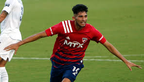 El delantero de dallas ricardo pepi (24) tras anotar el gol de la victoria del equipo de estrellas de la mls en una tanda de penales contra las estrellas de la liga mexicana, el miércoles 25 de. Fc Dallas Teen Ricardo Pepi Scores Hat Trick On Anniversary Of Grandfather S Death In 4 0 Win