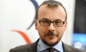 Hava wiem o czym pisałem leki nie pomagają na dłuższą metę a uzależniają, lekarze w większości też. Dariusz Wasilewski Fundacja Republikanska