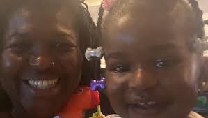 Lydia Carson's Instagram, Twitter & Facebook