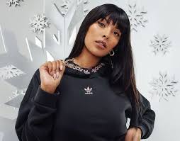 Jul 02, 2021 · maya jama's fans were shocked at the stunning similarities between the star and her mum as the presenter shared snaps to instagram on thursday. Maya Jama Bio Wiki Net Worth Boyfriend Age Height