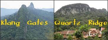 It is not surprising that locals call it the dragon back ridge or dragon backbone. Klang Gates Quartz Ridge