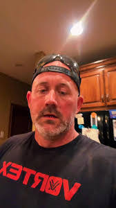 Robert Rozar's Instagram, Twitter & Facebook