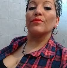 Ada Gomez's Instagram, Twitter & Facebook