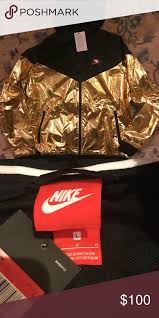 Black And Gold Nike Jacket Nike Men S Sz L Windbreaker Gold Black Clothes Design Nike Men Black Windbreaker