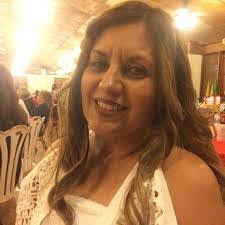 Edna Irizarry's Instagram, Twitter & Facebook