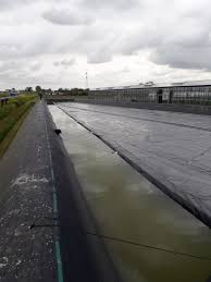 Geopond fornisce materiali tecnici per la realizzazione e la impermeabilizzazione di bacini d'irrigazione trova prezzi è il motore di ricerca che ti fa risparmiare sui tuoi acquisti. Benza Coperture Per Laghi Artificiali