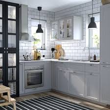 Esquisser une cuisine à son image n'est pas chose aisée. Ikea Lerhyttan Idee Amenagement Cuisine Cuisine Ikea Grise Cuisine Condo