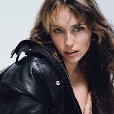 Candy Mcfadden's Instagram, Twitter & Facebook