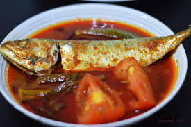 1 ekor ikan patin ukuran sedang, 11 buah cabe keriting, 7 buah cabe rawit, 8 siung bawang merah, 5 siung bawang putih, 5 cm kunyit, 2 cm jahe, 1 ruas lengkuas, 1 lembar daun kunyit, 2 buah serai, 1 bungkus terasi abc, 1 batang kecombrang, 1 buah belimbing wuluh. Resipi Asam Pedas Ikan Kembung Paling Sedap Sinaran Wanita